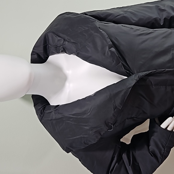 BRAND NEW Cole Haan puff jacket - Picture 4 of 13